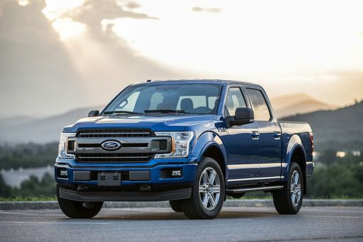 Amerikaanser kan het niet, een Ford 150 pickup truck. Foto door Caleb White.